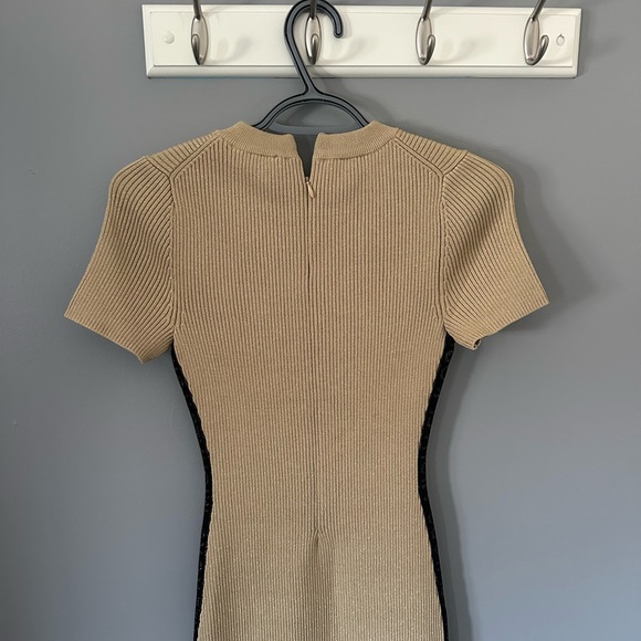 Michael Kors Gold dress size small - Picture 2 of 2